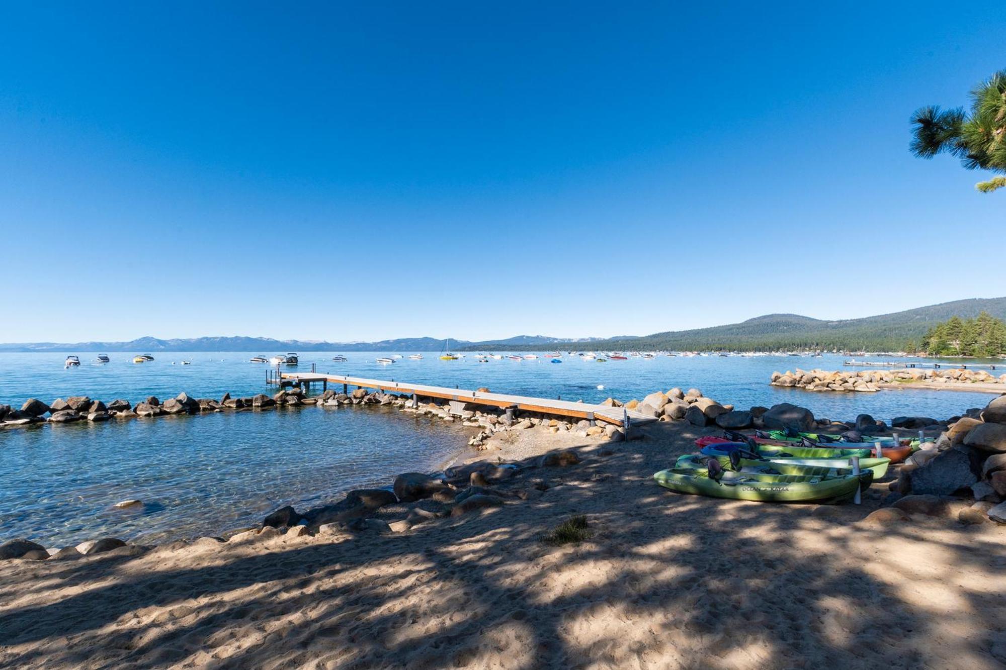 Red Wolf Lakeside Lodge Tahoe Vista Exterior foto