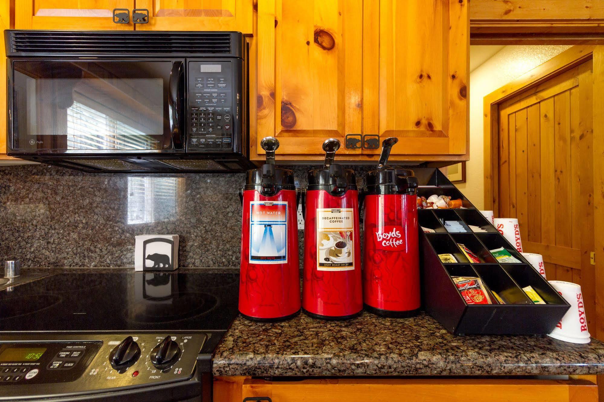 Red Wolf Lakeside Lodge Tahoe Vista Exterior foto